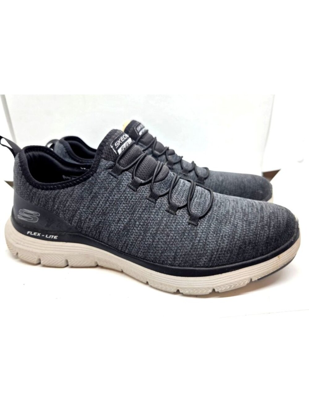 Skechers Mens 10.5 Gray Flex Lite Air-Cooled Memory Foam Slip-On Walking Shoes